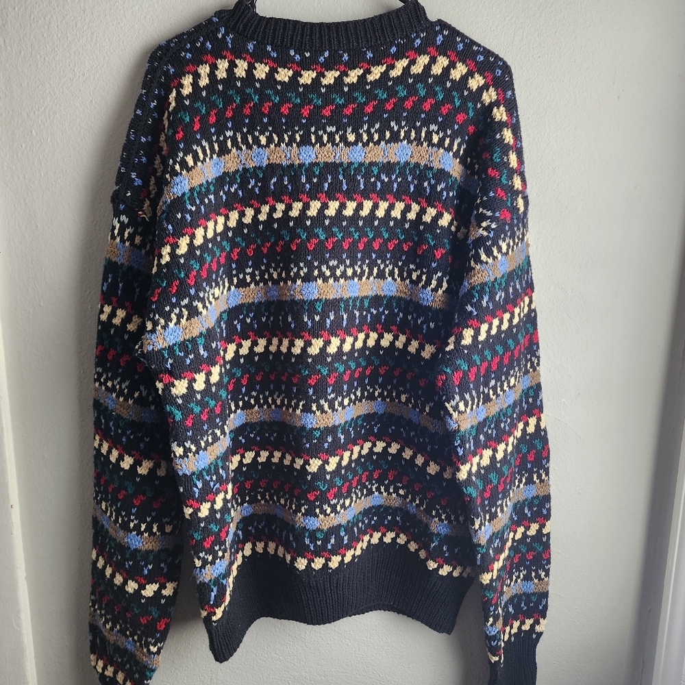 VINTAGE Saks Fifth Avenue Knit Sweater Medium - Picture 2 of 3